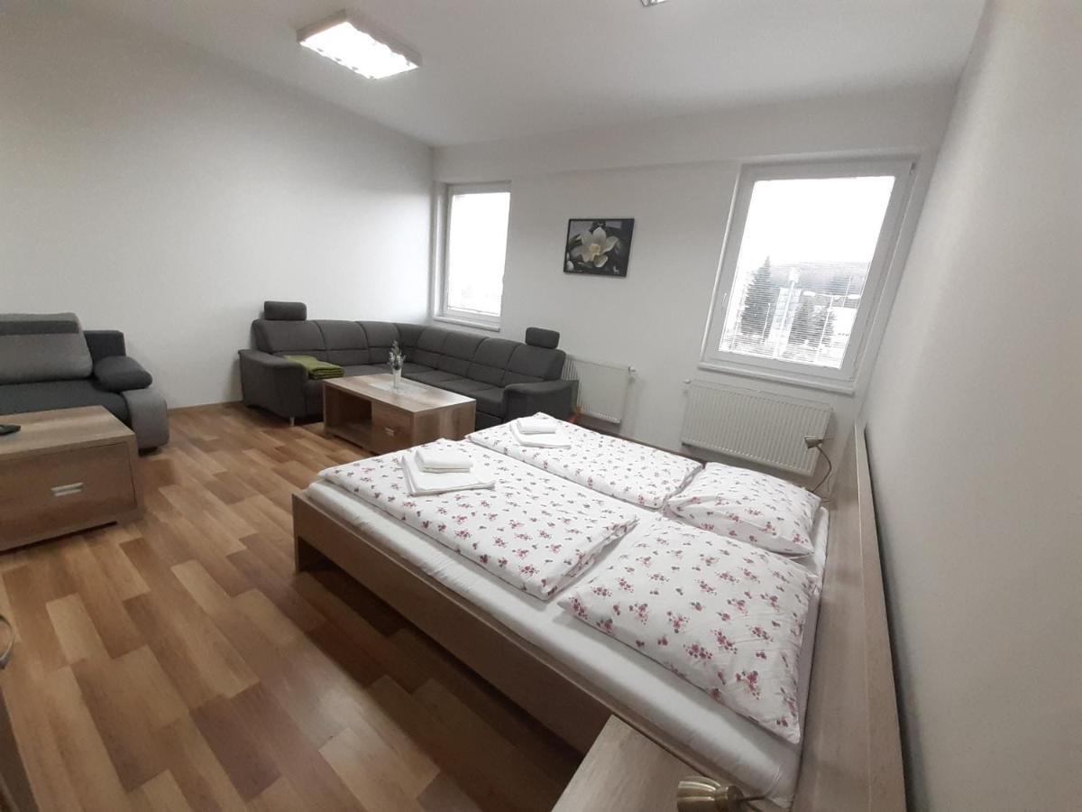 Apartments Modom Liptovský Mikuláš Buitenkant foto